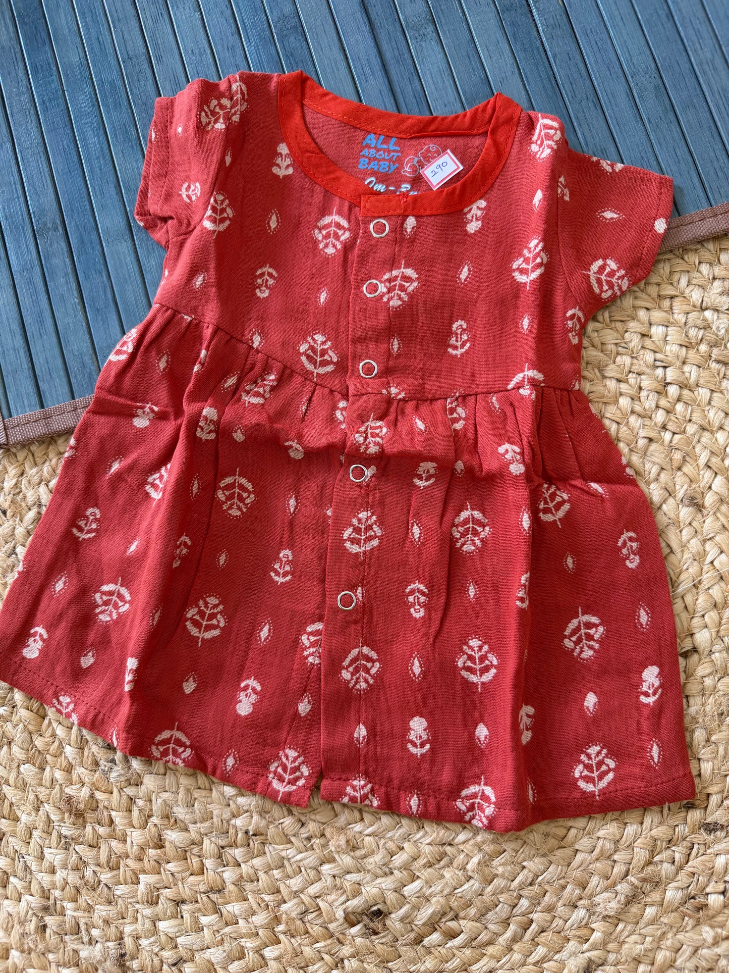Red muslin frock