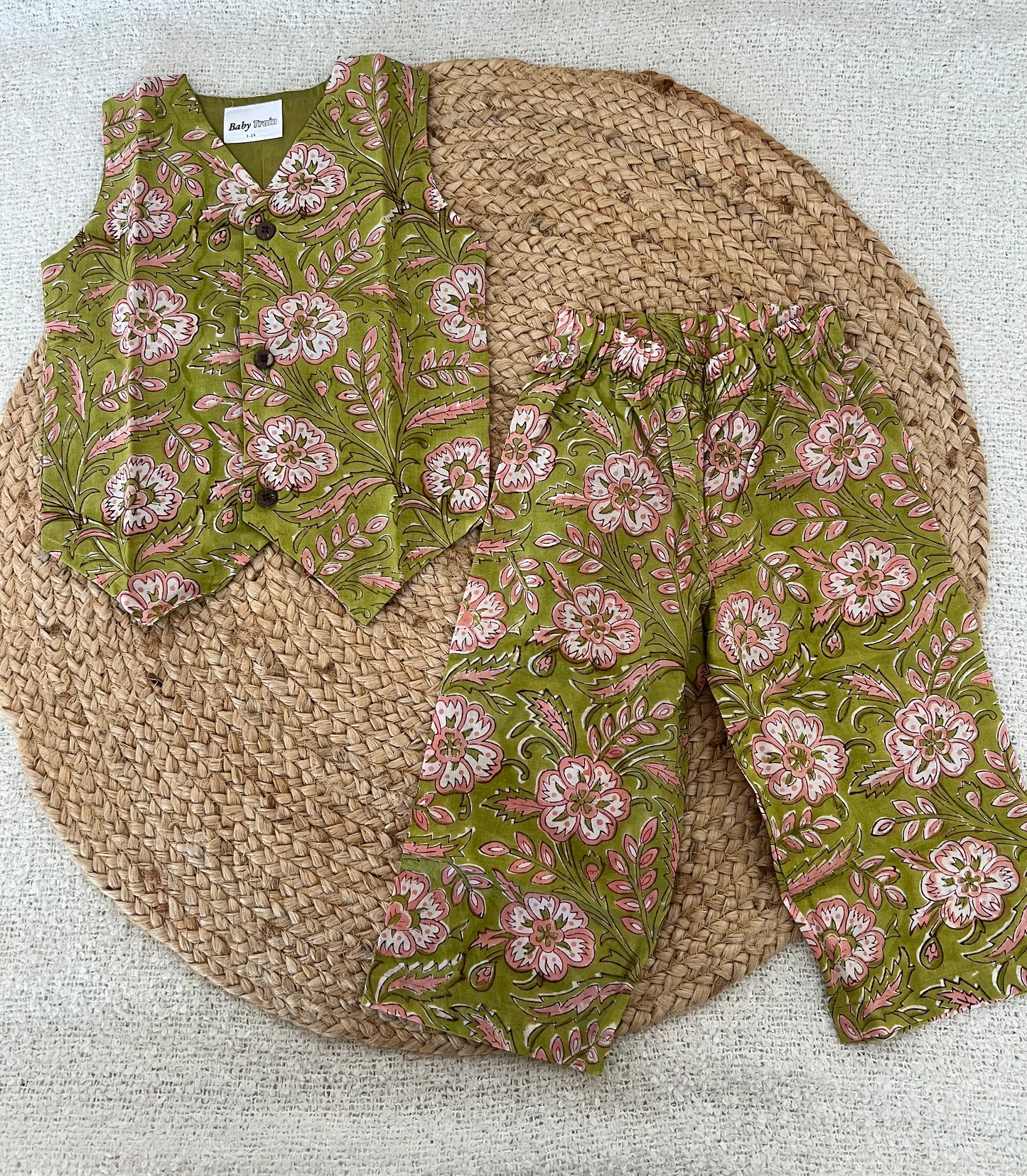 Green floral co-ords